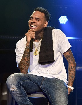 Ditolak Manggung di Australia, Chris Brown: Itu Hanya Omong Kosong!