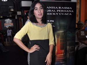 Menara Stasiun Cawang Jadi Film Horor Perdana Anisa Rahma