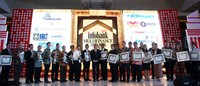 Selain PT ASF, PT Swadharma Bhakti Sedaya Finance, PT Astra Auto Finance, PT Staco Estika Sedaya Finance, dan PT Pratama Sedaya Finance yang tergabung dalam grup perusahaan pembiayaan Astra Credit Companies juga meraih penghargaan Golden Trophy Multifinance Terbaik 2015.