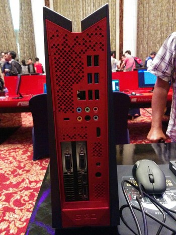 Dengan spesifikasi yang mumpuni tadi, ROG G20AJ dibanderol dengan harga Rp 19.299.000