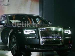 90 Persen Pengguna Rolls-Royce Pengusaha Mapan dan 60 Persen Berusia Muda