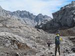 Jalur Trekking Paling Gila di Indonesia