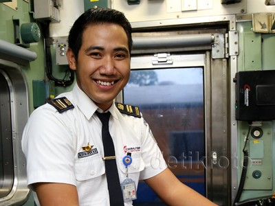 Mengenal Nirwansyah, Masinis Muda Berprestasi