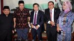 Pulang dari Arab, Novanto Cs Langsung Jumpa Pers