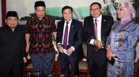 Hadir dalam jumpa pers pimpinan DPR Setya Novanto, Fadli Zon, ketua Badan Kerjasama Antar Parlemen Nurhayati Ali Assegaf dan ketua Fraksi PKS Jazuli Juwaini. Lamhot Aritonang/detikFoto.