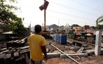 Perbaikan Jembatan Putus Jalur Jatiasih-Pondok Gede