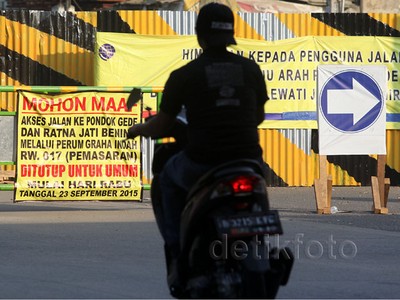Perbaikan Jembatan Putus Jalur Jatiasih-Pondok Gede