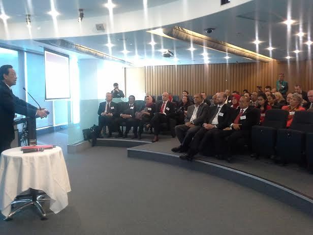 Sultan Yogya Promosi Investasi ke Australia