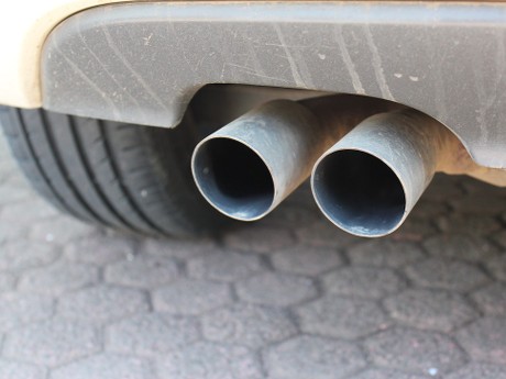 Skandal Emisi Masih Hangat, Mercy Tak Surut Kenalkan Mobil Diesel di Jepang