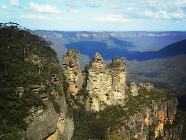 Konon, 3 Tebing di Australia Ini Jelmaan Gadis Cantik