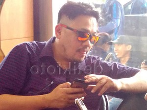Merasa Keren dengan Rambut Baru, Farhat Dicela Sang Ayah