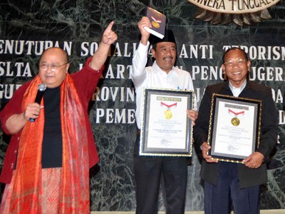 MURI Beri Penghargaan Pada Gubernur DKI Jakarta