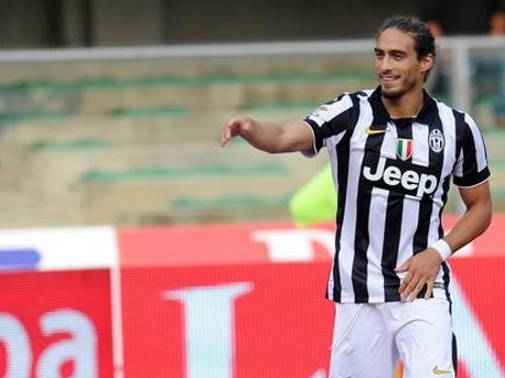Nyetir Ferrari 458 Italia dalam Kondisi Mabuk, Pemain Juventus Ini Tabrak Halte