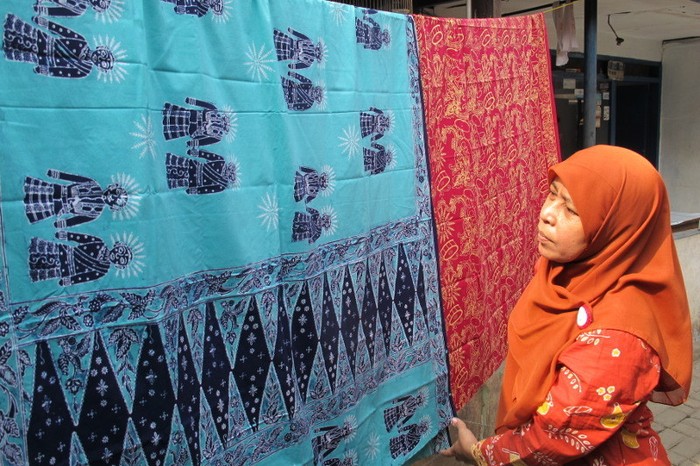 Nyok! Jalan-jalan ke Kampung Batik Betawi Terogong