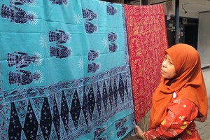 Nyok! Jalan-jalan ke Kampung Batik Betawi Terogong