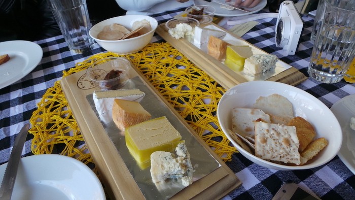 Mencicip Aneka Keju di Hunter Valley, Australia