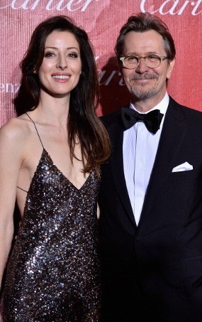 6 Tahun Menikah, Gary Oldman Cerai dari Istri Keempat