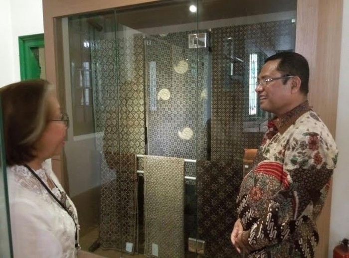 Menperin Sebut Indonesia Kaya Pewarna Batik Alami