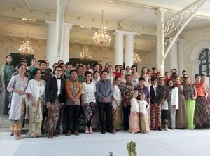 Menperin Peringati Hari Batik Nasional di Museum Tekstil