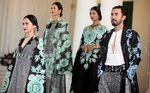Lenggak-lenggok Model Berbusana Batik di Museum Tekstil