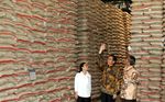 Jokowi Luncurkan Operasi Pasar Bulog