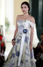 Lenggak-lenggok Model Berbusana Batik di Museum Tekstil