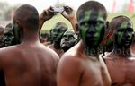 Aksi Prajurit TNI Sebelum Gladi Bersih