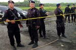 Brimob Sisir Tambang Ilegal di Pantai Watu Pecak