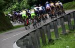 Adu Sprint 10 Km Terakhir di Etape 1 Tour de Singkarak