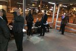 Restoran Unik Dalam Trem Berjalan di Melbourne