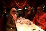 Restoran Unik Dalam Trem Berjalan di Melbourne