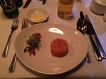 Restoran Unik Dalam Trem Berjalan di Melbourne