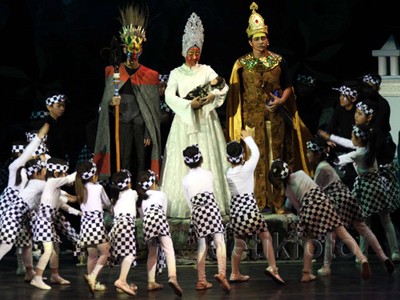 Drama Musikal Tana Mera