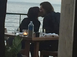 Ini Foto Intim Terakhir Jim Carrey dan Kekasih yang Tewas Bunuh Diri