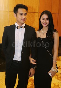 Ajun Perwira dan Nadya Fricella. Pool/Ismail/detikFoto.