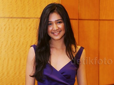 Makin Dewasa, Mikha Tambayong Makin Cantik! Setuju?