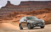 BMW X5 xDRive50i merupakan produk standar dengan mesin berdaya 445 HP dengan torsi 480 lb-ft. Mesinnya 4.400cc didukung turbocharger ganda dengan konfigurasi V8. Ist.