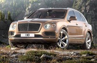 Bentayga adalah SUV pertama Bentley yang baru dirilis beberapa hari lalu. Mobil itu dibekali mesin 6.000 cc W12 (12 silinder). Dengan mesin sebesar itu, Bentayga sanggup berlari dari 0-100 km per jam dalam 4,1 detik, dan kecepatan tingginya 301 km per jam. Ist.