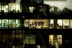 Lukisan Pemandangan Mirip Foto Bikin Mata Terpana