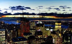 Lukisan Pemandangan Mirip Foto Bikin Mata Terpana