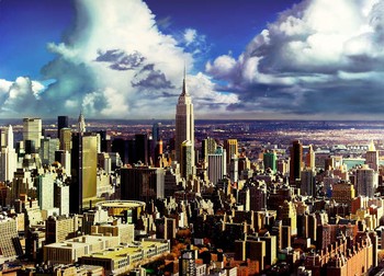 Lukisan gedung Empire State, New York. (kredit foto: Raphaella Spence)