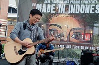 Dengan lagu 'Ada Apa Denganmu' sebagai pembuka, secara total NOAH membawakan 10 lagu yang mayoritas merupakan lagu lawas.