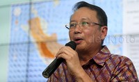 Willem memberikan keterangan pers di Graha BNPB, Jl Pramuka, Jakarta Timur, Selasa (6/10/2015).