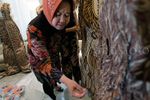 Risma Bangga Desainer Surabaya Menang di AS