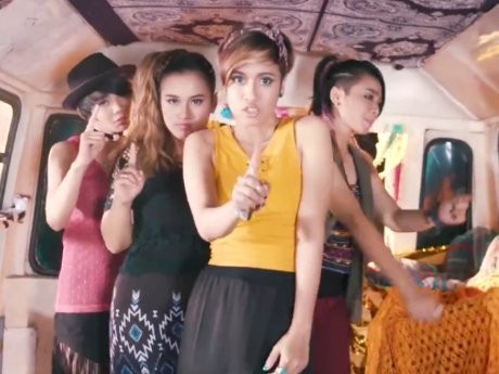 GoGoJiLL Tampil ala Timur Tengah di Video Klip Baru