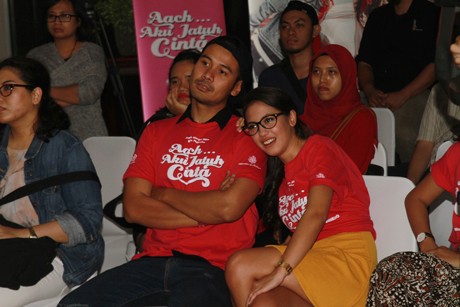 Pevita Pearce: Susah Nggak Jatuh Cinta Sama Chicco Jerikho