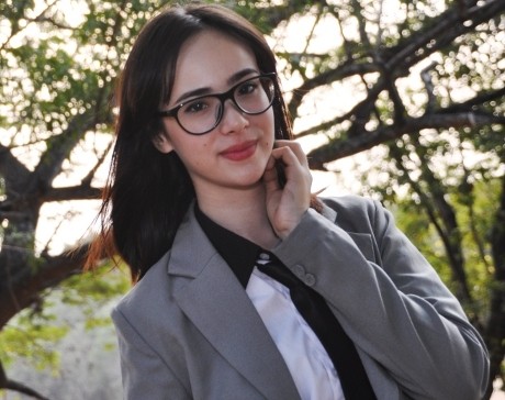 Pamela Bowie Rahasiakan Identitas Pacar