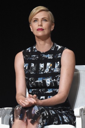 Seorang Stalker Ditangkap di Depan Rumah Charlize Theron