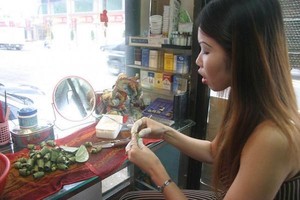 Para Wanita Penjual Pinang di Taiwan Ini Sering Dikira PSK