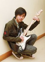 Bisma 'SM*SH' Jadi Anak Band